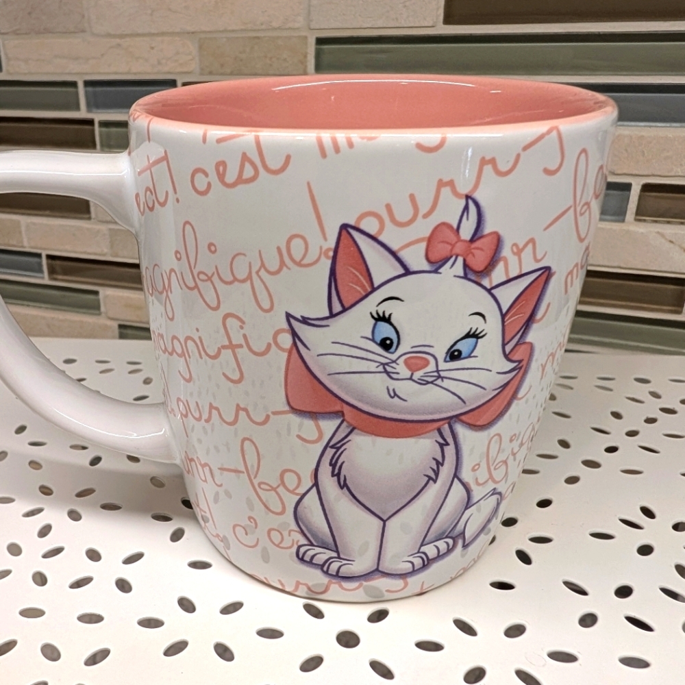 Aristocats Marie Disney Parks 3D Mug-EUC - Picture 4 of 6